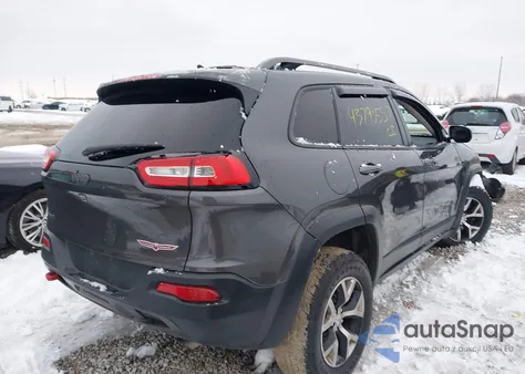 2014 Jeep Cherokee Trailhawk from USA, damaged, VIN 1C4PJMBS3EW161626